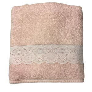 Vtg Cannon Bath Towel Pink Lace Trim Cotton Retro 70s Made In USA Solid